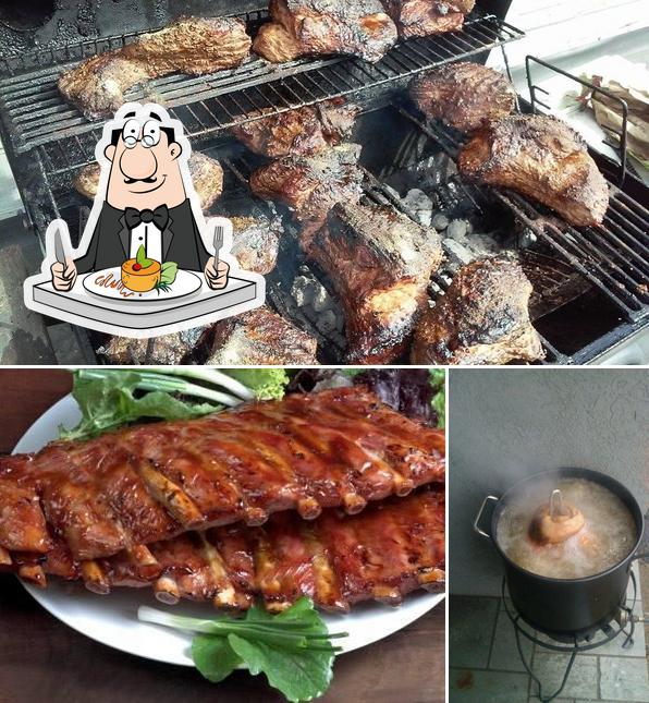 Smokin' Pigs-Barbecue Catering
