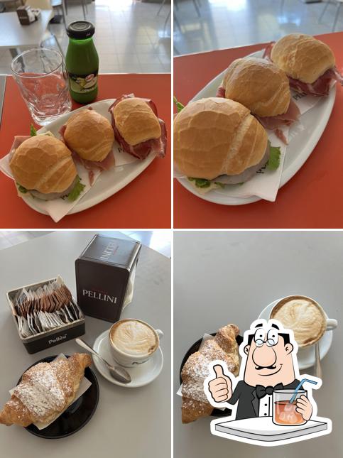 Ajoo Cafe'