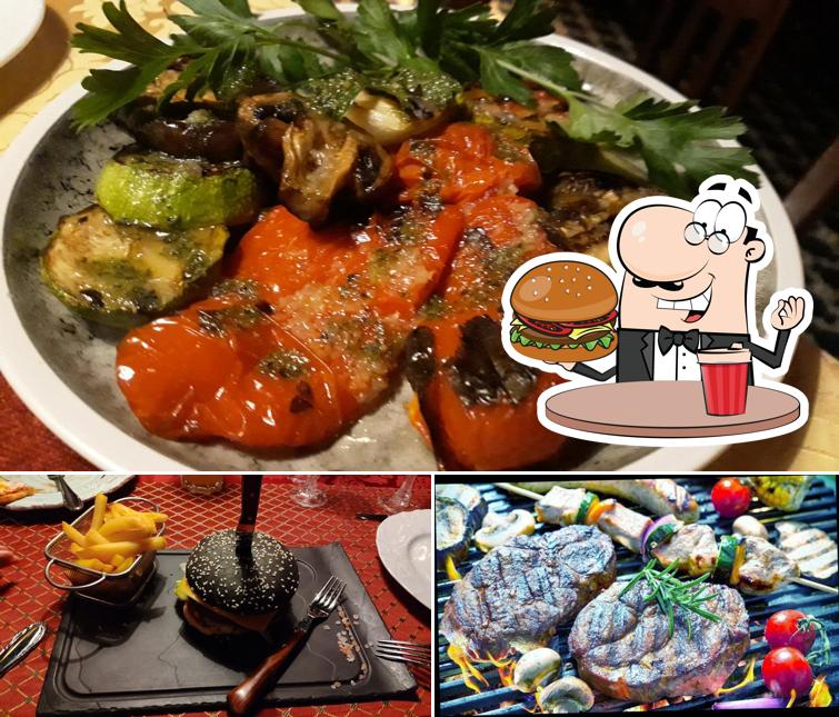 Отведайте гамбургеры в "Автографе"