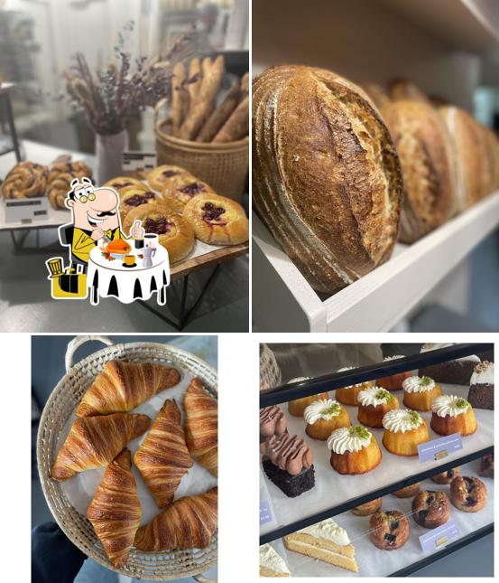 Bakhoos Bakery