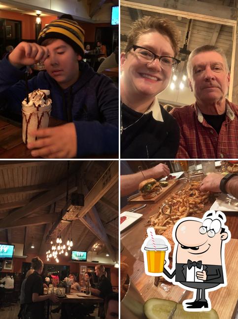 The Field Burger and Tap