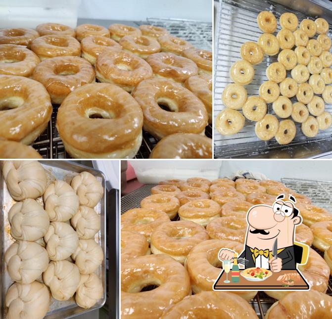 Golden Raised Donuts: Park Avenue
