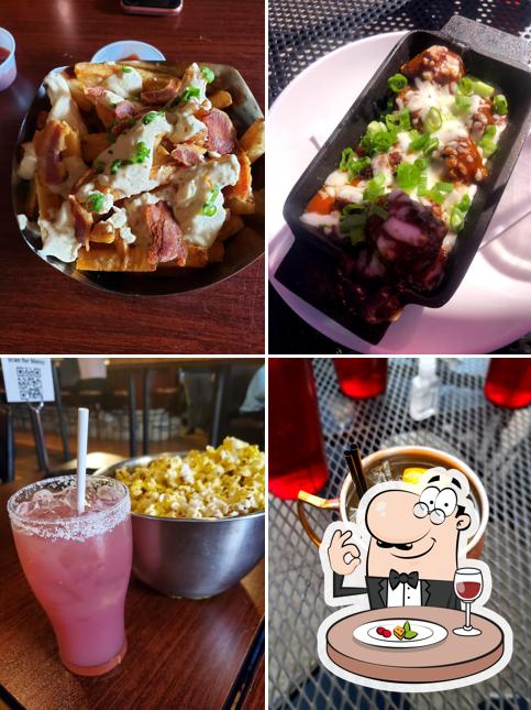 Zoobie's Old Town Tavern