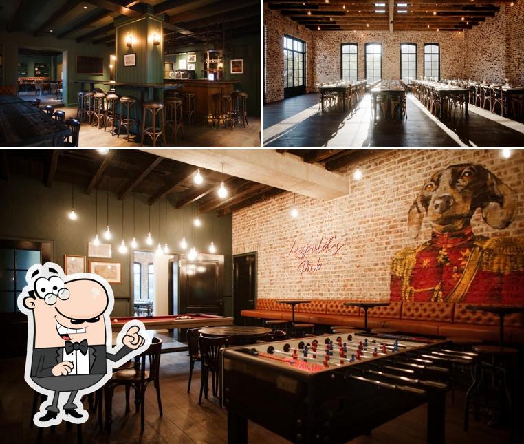 Leopold's Pub