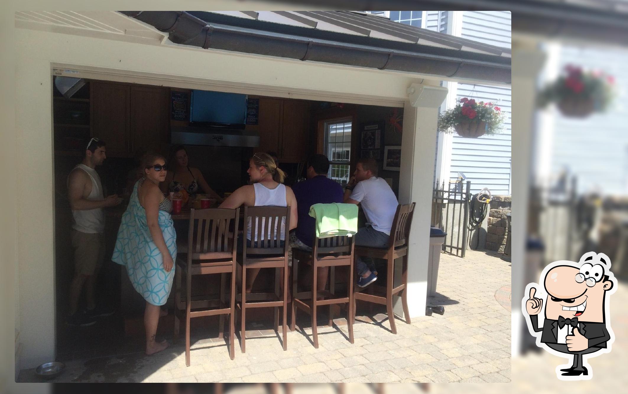 Moores Pub