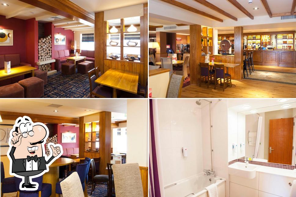 Premier Inn Camborne hotel