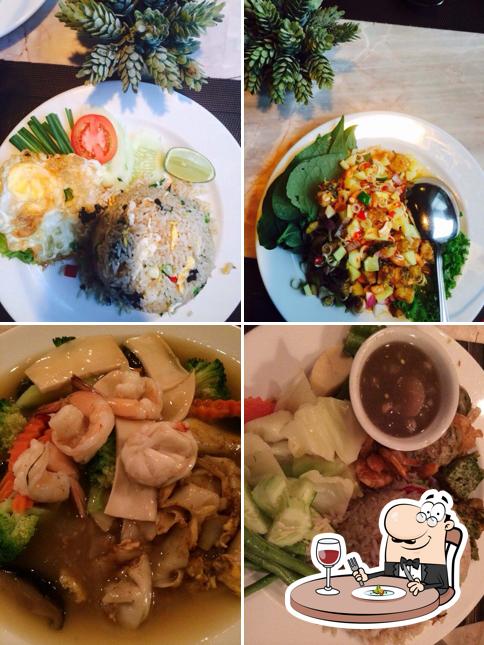 Bunga Raja Coffee Shop