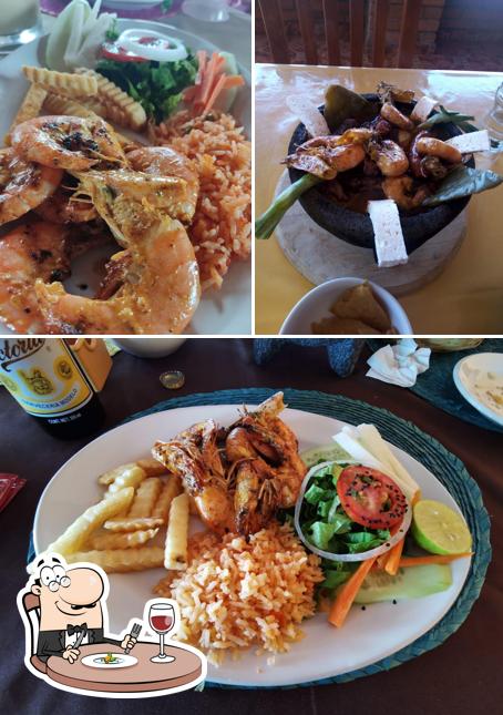 Restaurant "LA CAVA"