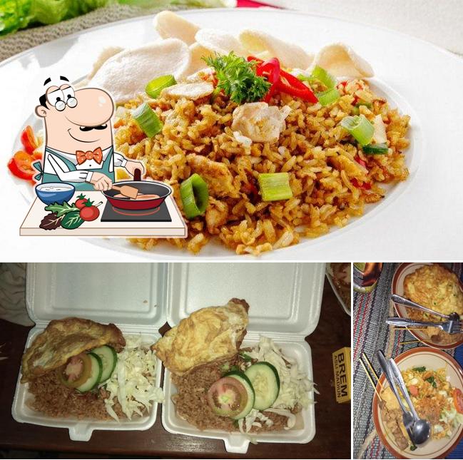 Nasi Goreng Mak Rozanah