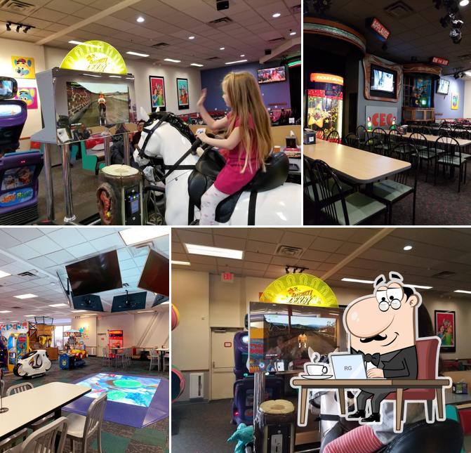 Chuck E. Cheese