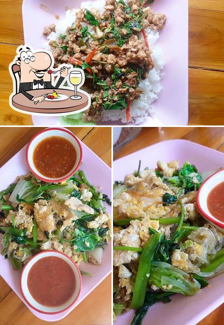 แม่เป้า อาหารตามสั่ง