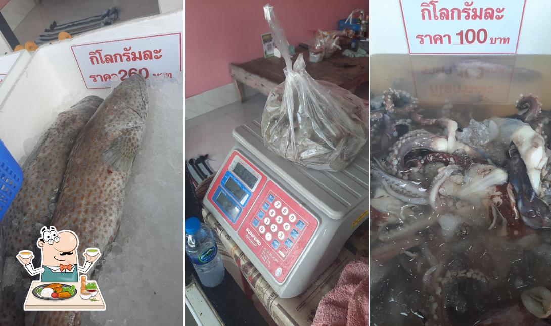 ร้านอาหารทะเลสด บ่อทอง