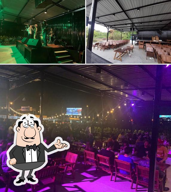 Motorway-7 Bar and Bistro @เขาดิน