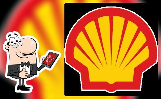 R Place Shell Convenience Stores/Spring Creek