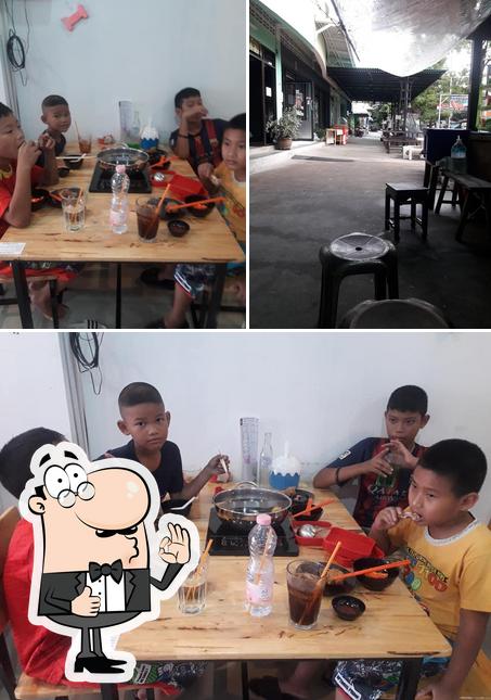 ร้านตามสั่งป้าพร หอเตีย