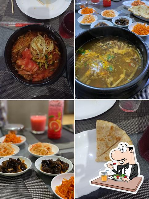 Блюда в "YMMY"