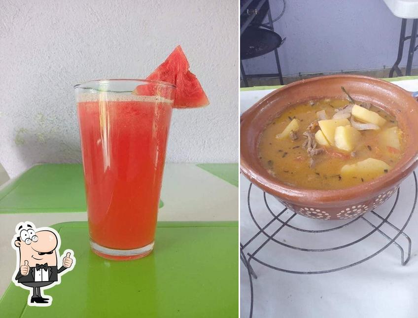 Doña Concha "Comida Y Pollos"