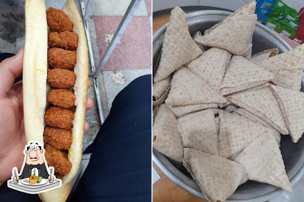 فلافل و سمبوسه لاله