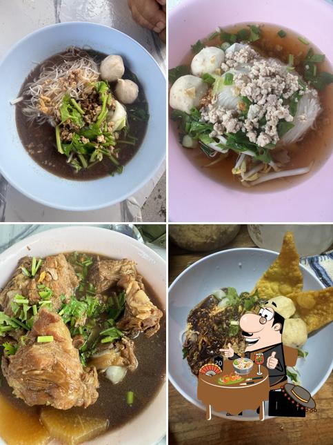 ก๋วยเตี๋ยวท้ายรถ