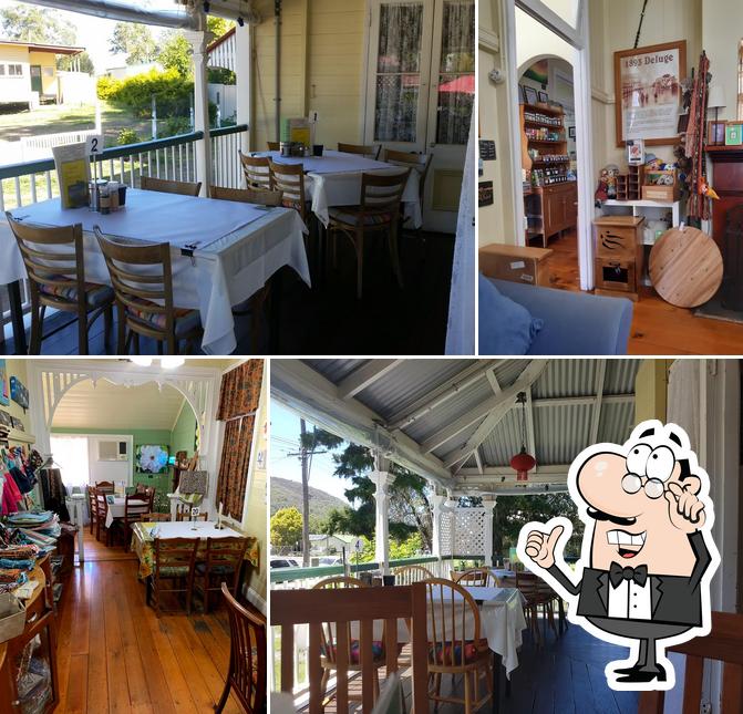Nash Gallery & Café