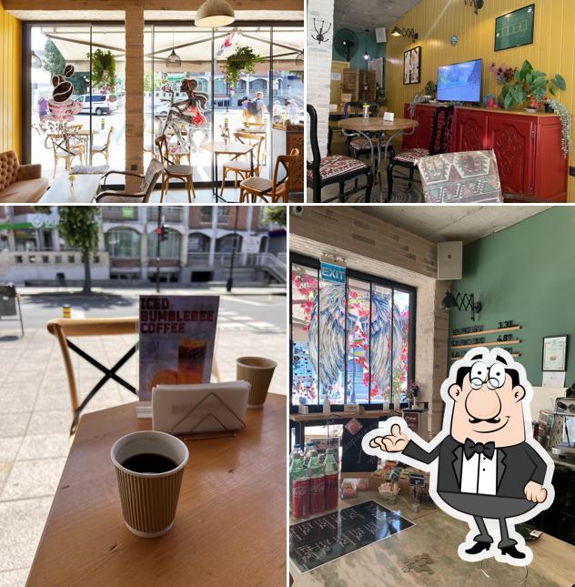 Retro Cafe