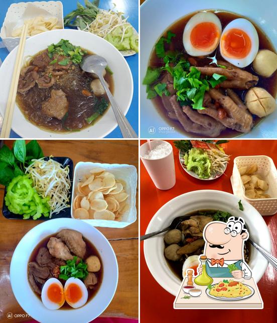 เตี๋ยวตุ๋นหลังมอ