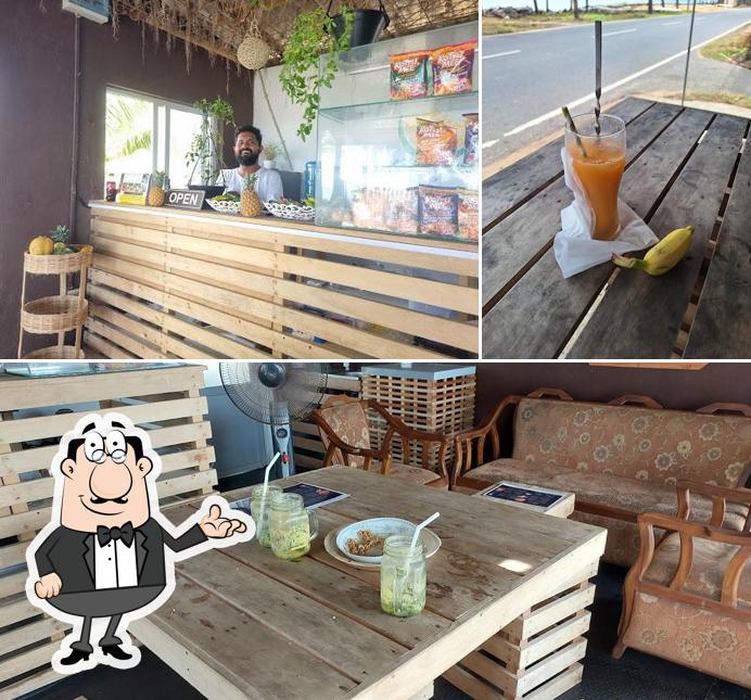Rishi's Juice Bar & Cafe