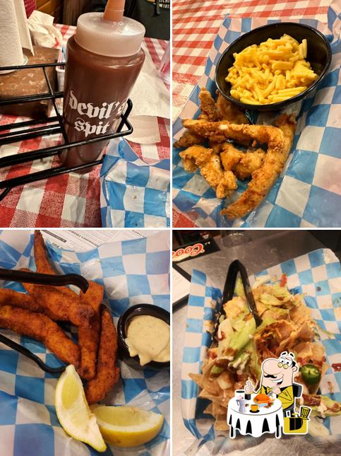 Famous Dave's Bar-B-Que