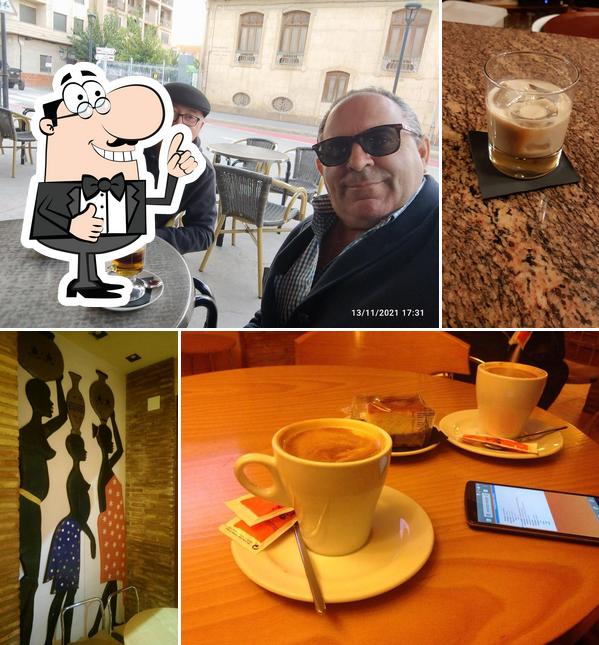 Café Mat 26