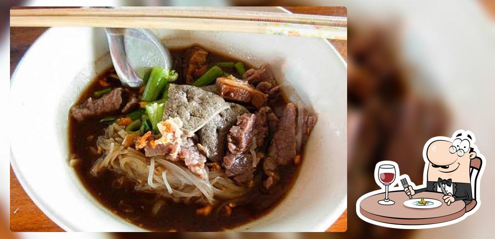 ร้านก๋วยเตี๋ยวเรืออยุธยา
