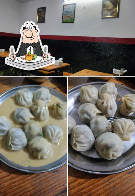 Momo square