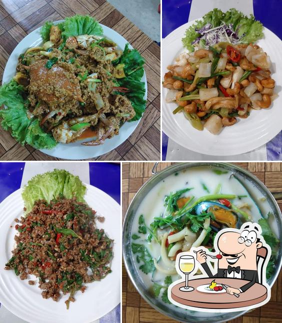 ข้าวต้ม เมืองฉะ by ตากบ