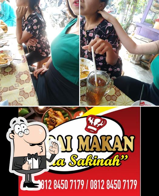 KEDAI MAKAN TINA SAKINAH