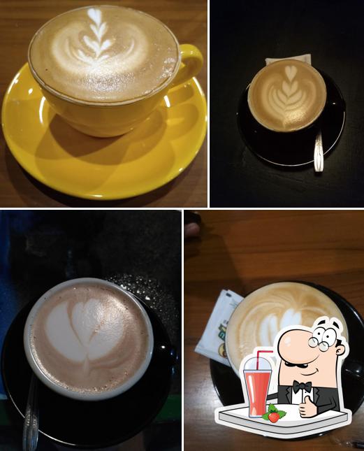 Sixteen 16 Cafe