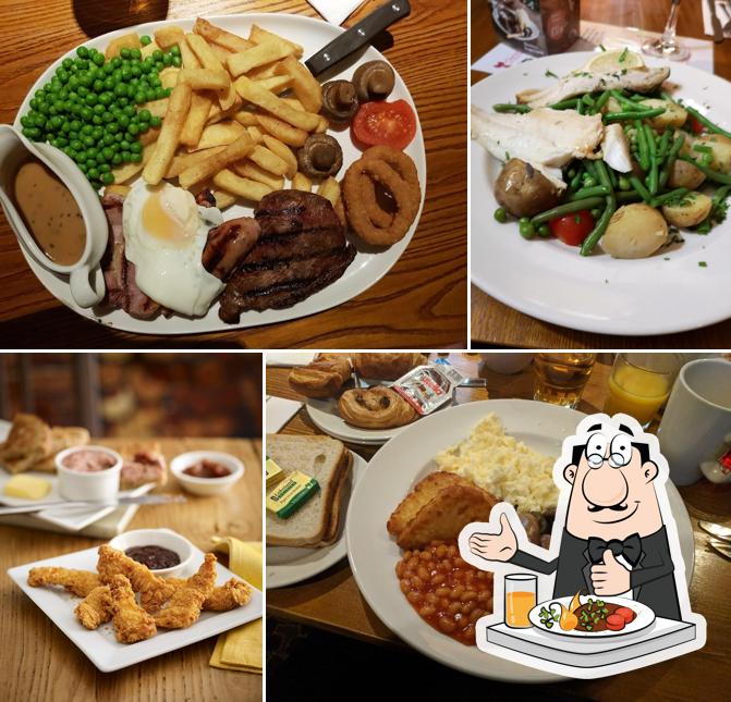 Morfa Table Table