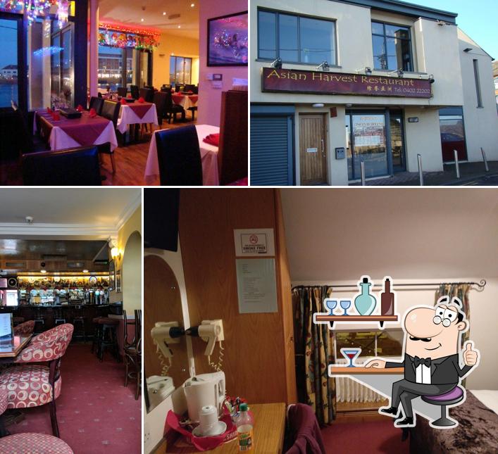 Hoey's Bridge Hotel