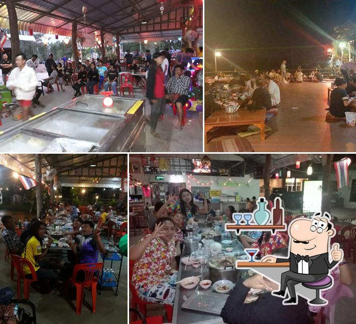จุ่มฟินส์​ จิ้มจุ่ม​ & หมูกระทะ