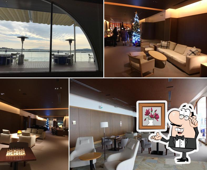 The Sunset Bar & Lounge