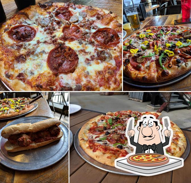 Goodfellas Pizzeria - Distillery