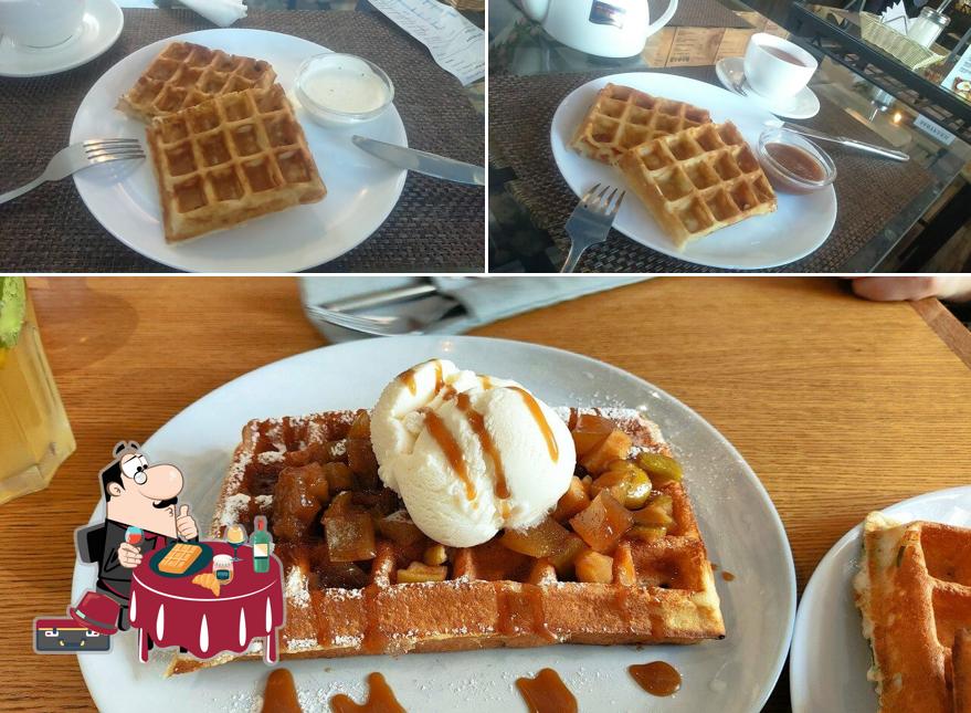 Вафли в "Кофе и Вафли"