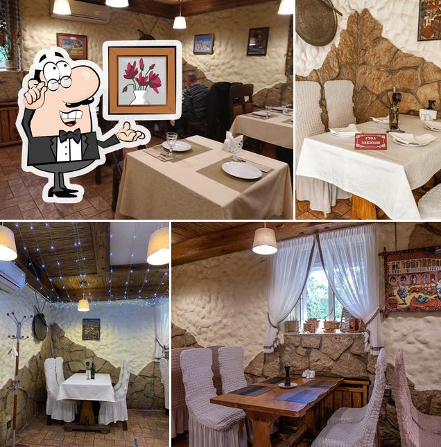 Интерьер "КартулиОда Грузинская Кухня"