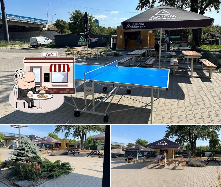 Axiom garden Pub