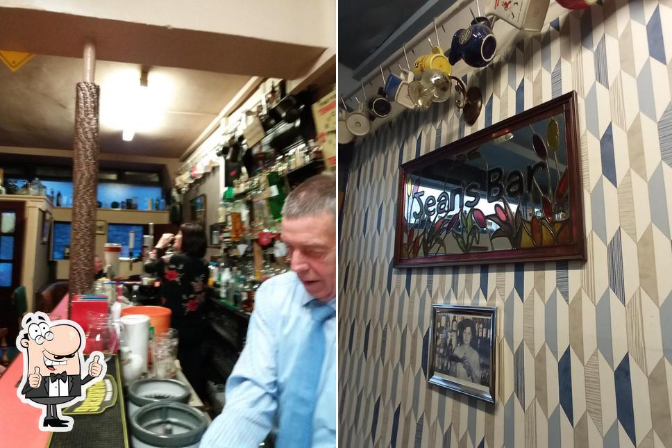 Jean Crozier's Traditional Irish Pub