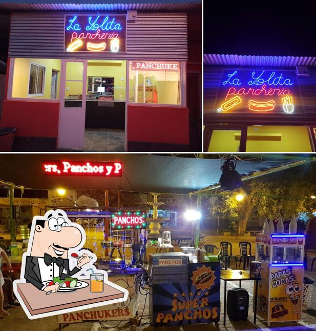 Panchukers, Panchos Y Papas Fritas DE LA TÍA YOLA.
