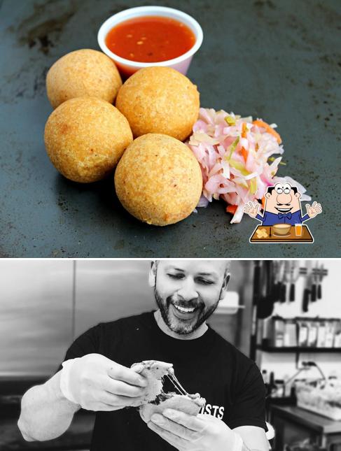 Que Chivo Salvadoran Street Food