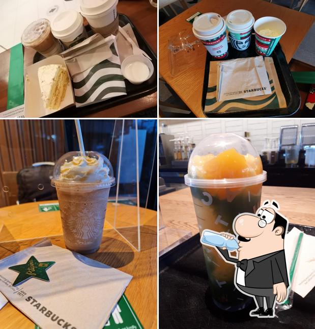 Starbucks M Square