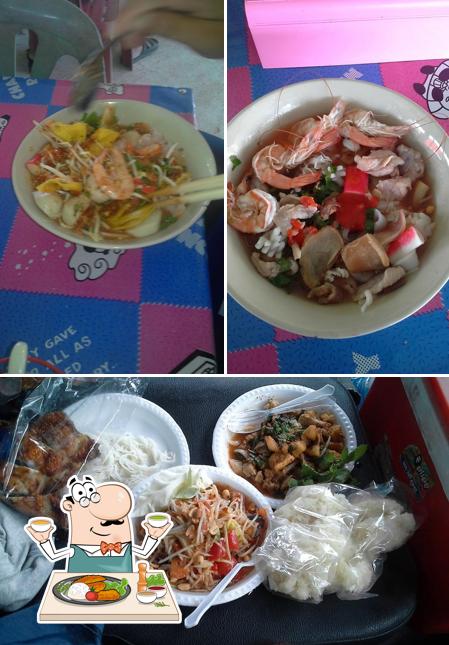 ก๋วยเตี๋ยวยายภู