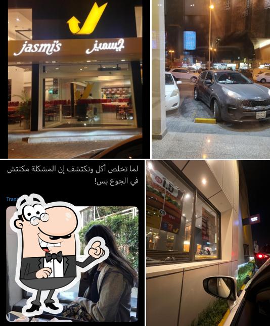 Jasmi's