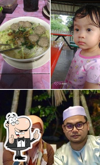 WARONG BAKSO PESERAI