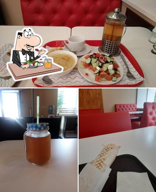 Еда в "Кафе Мускус"